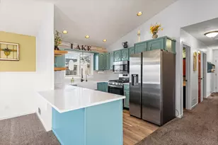 142 Sunrise Ct, Loda, IL 60948 - Photo 9