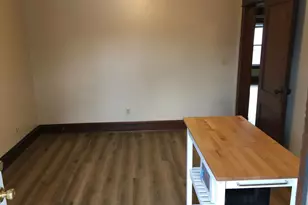 1110 S Main St, Bloomington, IL 61701 - Photo 11