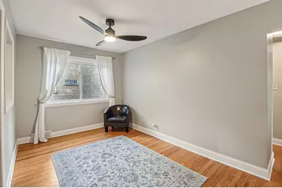 2444 W Berwyn Avenue #1N, Chicago, IL 60625 - Photo 5