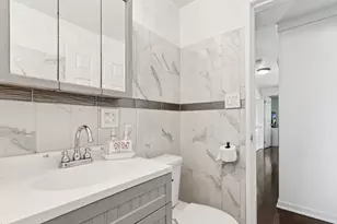 122 W Helen Rd, Palatine, IL 60067 - Photo 17