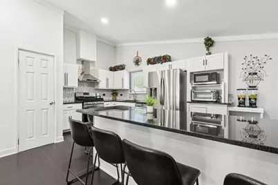 122 W Helen Road, Palatine, IL 60067 - Photo 7