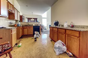 16432 Club Ct, Crest Hill, IL 60403 - Photo 7