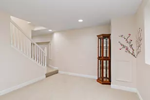 2803 Hidden Valley Ct, Carpentersville, IL 60110 - Photo 21