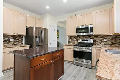 2803 Hidden Valley Court, Carpentersville, IL 60110 - Photo 9