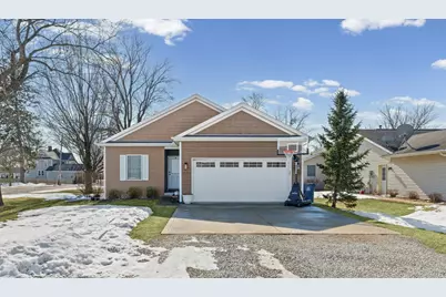 207 E School Street, Royal, IL 61871 - Photo 1