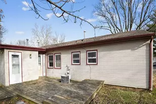 127 S Scottswood Dr, Urbana, IL 61802 - Photo 5