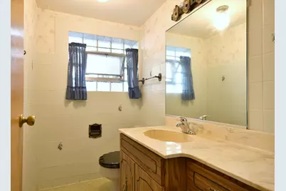 8006 W Courtland Avenue, Norridge, IL 60706 - Photo 31