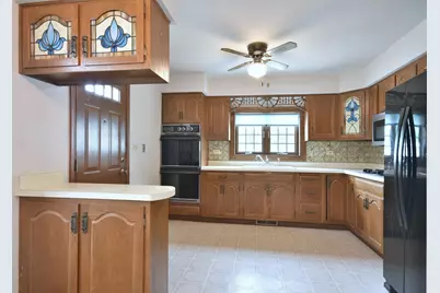 8006 W Courtland Avenue, Norridge, IL 60706 - Photo 15