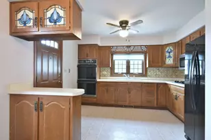 8006 W Courtland Ave, Norridge, IL 60706 - Photo 15