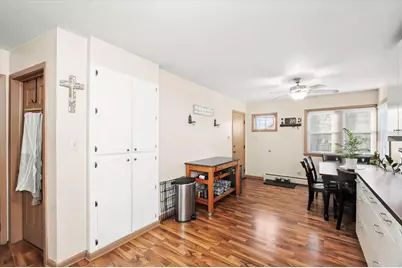 69 E Quincy Street #2, Riverside, IL 60546 - Photo 11