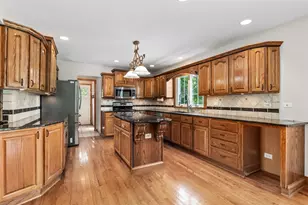 1344 Cantigny Ct, Naperville, IL 60565 - Photo 5