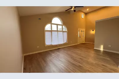 253 E 165th Street, South Holland, IL 60473 - Photo 7