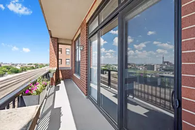 811 W 15th Place #709, Chicago, IL 60608 - Photo 23