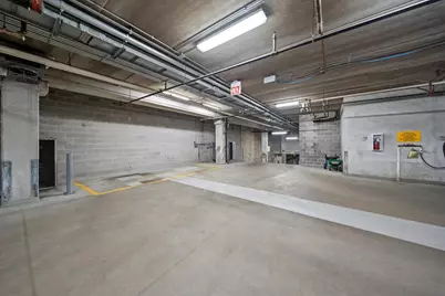 811 W 15th Place #709, Chicago, IL 60608 - Photo 33