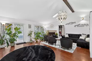 36W422 River Grange Rd, Saint Charles, IL 60175 - Photo 5