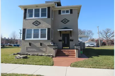 118 N 12th Avenue #2, Melrose Park, IL 60160 - Photo 1
