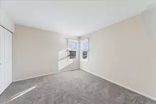 335 Shadow Bend Dr, Wheeling, IL 60090 - Photo 15