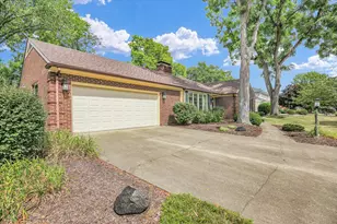 13 Lincolnshire Ave, Danville, IL 61832 - Photo 5