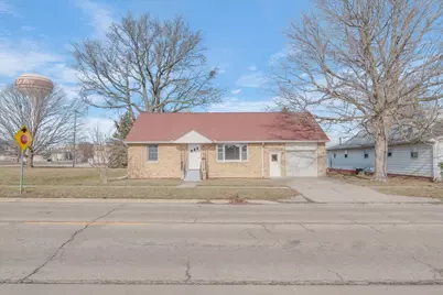 306 E Cedar Street, Leroy, IL 61752 - Photo 1