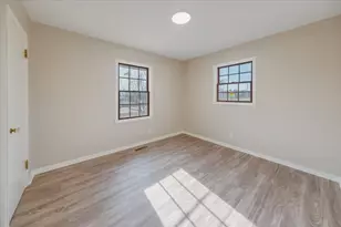 306 E Cedar St, Leroy, IL 61752 - Photo 13