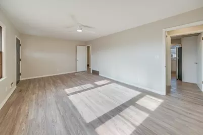 306 E Cedar Street, Leroy, IL 61752 - Photo 3