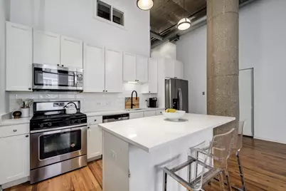 758 N Larrabee Street #514, Chicago, IL 60654 - Photo 11