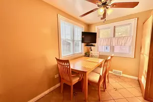 4131 W 81st Pl, Chicago, IL 60652 - Photo 9