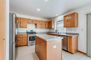 1544 Suncrest Ln, Bolingbrook, IL 60490 - Photo 5