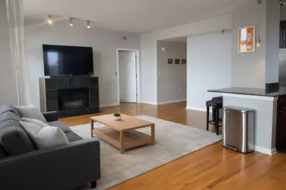 3232 N Halsted Street #D411, Chicago, IL 60657 - Photo 11