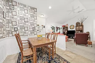 1193 Heathrow Ln, Aurora, IL 60502 - Photo 15