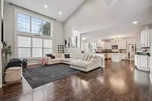 34115 N Wooded Glen Dr, Grayslake, IL 60030 - Photo 9