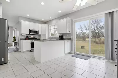 9821 Gabriel Drive, Bloomington, IL 61705 - Photo 5