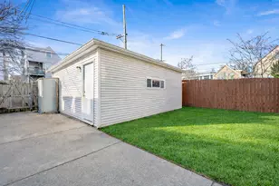 3638 N Hoyne Ave, Chicago, IL 60618 - Photo 33