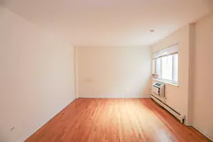 1055 W Catalpa Ave, Chicago, IL 60640 - Photo 3