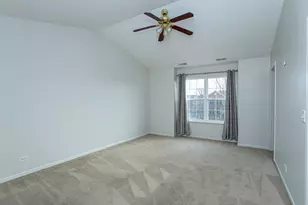 720 Thornbury Rd, Bartlett, IL 60103 - Photo 9