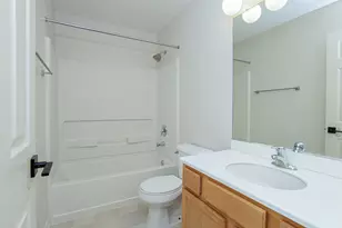 720 Thornbury Rd, Bartlett, IL 60103 - Photo 13