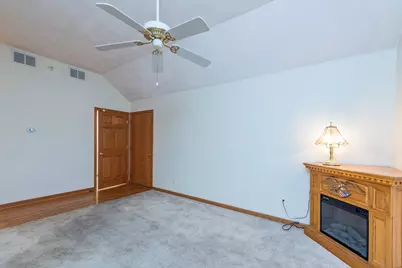 [Address not provided], Zion, IL 60099 - Photo 11