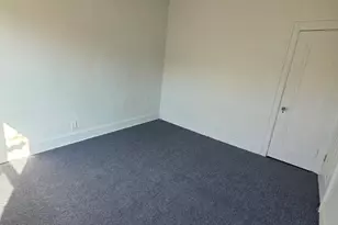 7842 S Bennett Ave, Chicago, IL 60649 - Photo 9