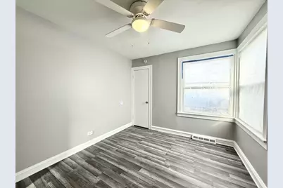 205 E 142nd Place, Dolton, IL 60419 - Photo 9