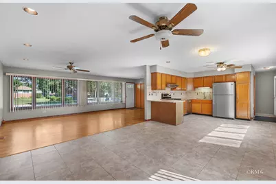 365 Washington Boulevard, Hoffman Estates, IL 60169 - Photo 7