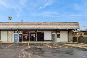 1234 N River Rd, Mount Prospect, IL 60056 - Photo 1