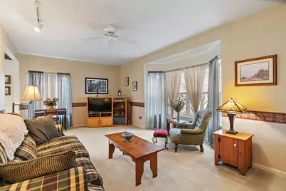 2350 Camden Bay #2350, Elgin, IL 60123 - Photo 5