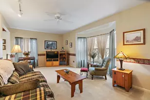 2350 Camden Bay, Elgin, IL 60123 - Photo 5