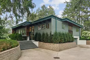 1436 S Estate Ln, Lake Forest, IL 60045 - Photo 1