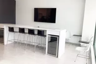 2112 N Clybourn Ave, Chicago, IL 60614 - Photo 3