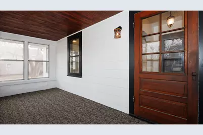 611 E Olive Street, Bloomington, IL 61701 - Photo 3