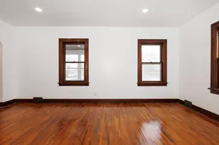 611 E Olive St, Bloomington, IL 61701 - Photo 13