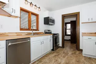 611 E Olive St, Bloomington, IL 61701 - Photo 17