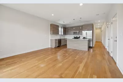 1952 W Erie Street #3W, Chicago, IL 60622 - Photo 5