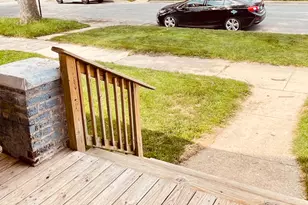 557 Forsythe Ave, Calumet City, IL 60409 - Photo 5